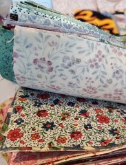 Fabric Quilting Squares 4×4 Lot 1lb 1oz Cotton Calico Prints Scraps Patchwork