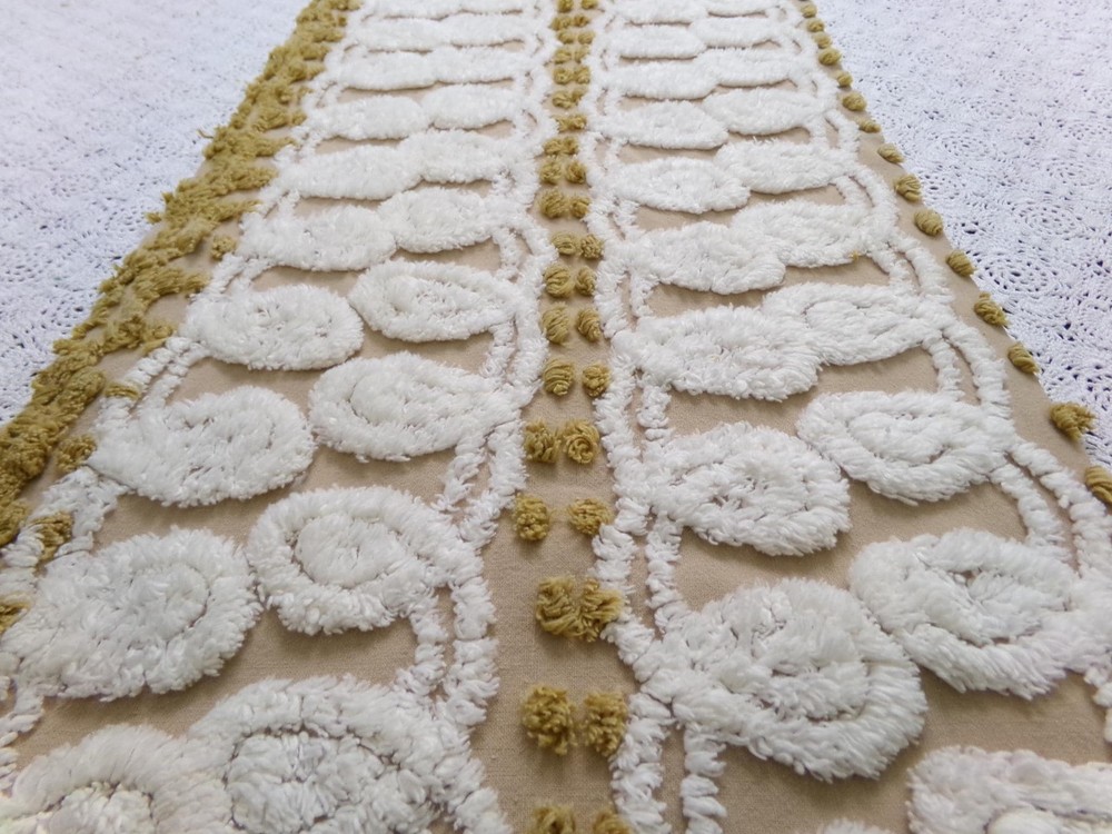 Vtg Chenille Bedspread Fabric Creamy Caramel White Dot Swirl Design 12×38″ Piece