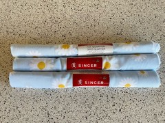 SINGER Daisy Fat Quarter Fabric Floral Spring 18 x 21 lot X3