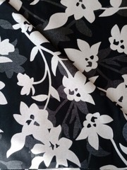 1M X 1.35M Jacquard Fabric Glittering White With Black Flowers