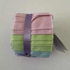 Loops And Threads Fabric Tissu Jelly Roll Pastel Colors