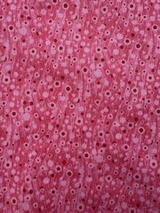 Vtg Pink Red Splatter Cotton Sewing Fabric Over 7 Yards x 22” Folded Circles
