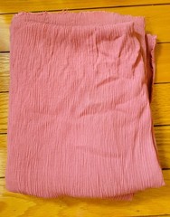 Fabric by the Yard Crinkled 100% Cotton Salmon Pink Mauve 96″x38″ 2.6 Yards, New