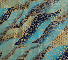Quilter’s Cotton Fabric ASIAN WAVES GREEN with Gold Metallic 44″W x BTY