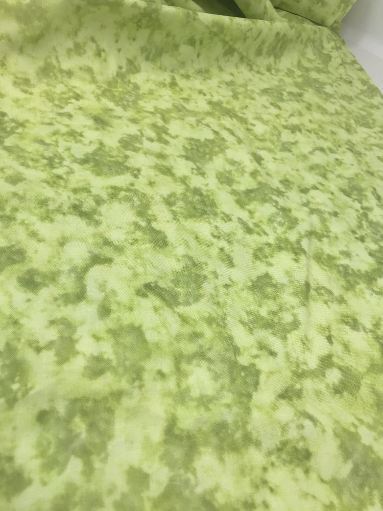 Lime Green Tie Dyed Fabric Hancock’s Quilters Shades Plus 1 Y Cotton Mottled F32