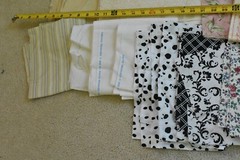 Lot, Quilt Cotton Pieces & Scraps, Beiges, 3 Pounds & 1 Ounces, S13