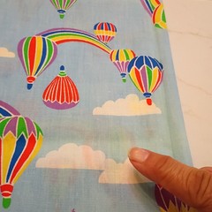 VTG Fabric Hot Air Balloons In Sky W/Rainbows 2yd + 31 ” Long 45″ Wide