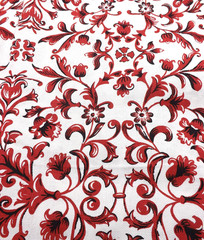 European Look Floral Upholstery Fabric 2 1/2 Yds Red Black Vines Linen Flax