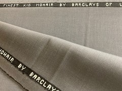 Vintage 1991 Barclay’s Gray 60% Wool 40% Mohair English Suiting 2.7m 275 g/m