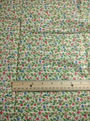 Cotton Quilt Fabric Lot of 5 Christmas Holiday Prints Holly/Gold tones 3+ yds