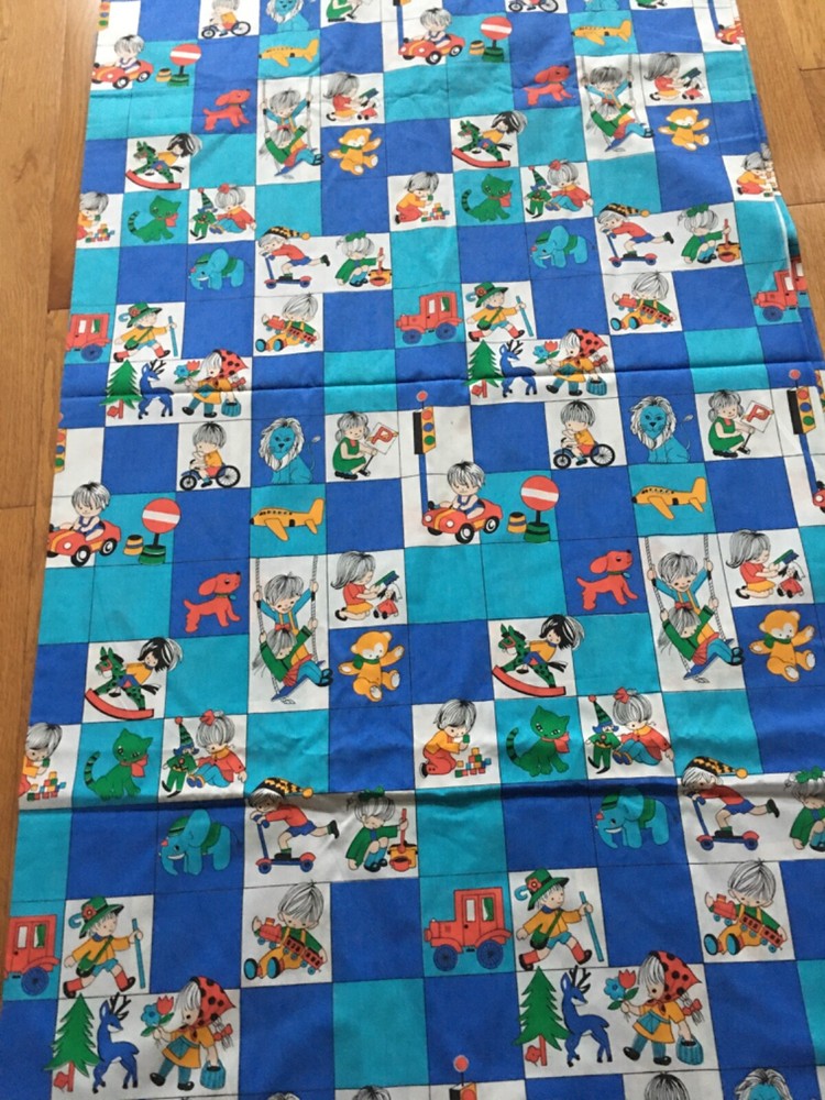Blue Children Print cotton fabric 62″ Width x 5 Yard For Children ‘s Bedding