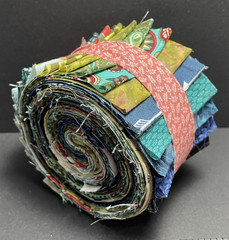 20-pc. 2.5″ Jelly Roll – 100% quilting cotton – Blue/Green