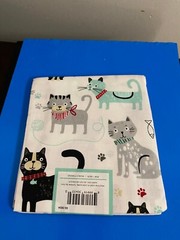 BRAND NEW CREATE IT 100% COTTON PLAYFUL CAT PRECUT SEWING AND CRAFT FABRIC 18X21