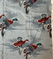 VTG 1988 Wild Geese In Flight Bill Domaratius Designs Tablecloth Approx. 2 Yard