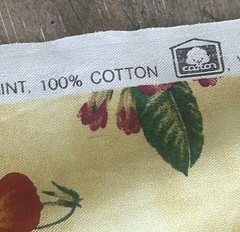 WESTERN TEXTILE Fabric Screen Print Yellow With Large Floral 1.5 YD