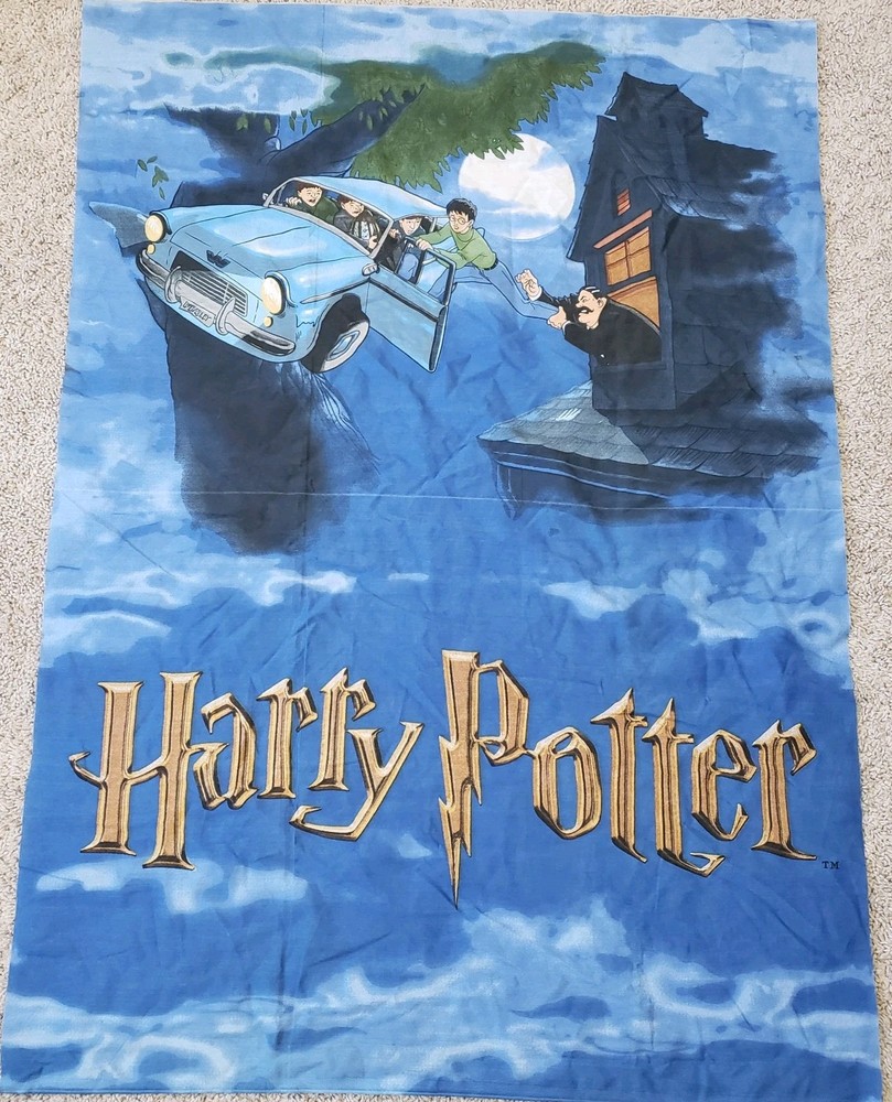 Harry Potter Flying Car Fabric Panel 36×50 Cheater Quilt Cotton Blue