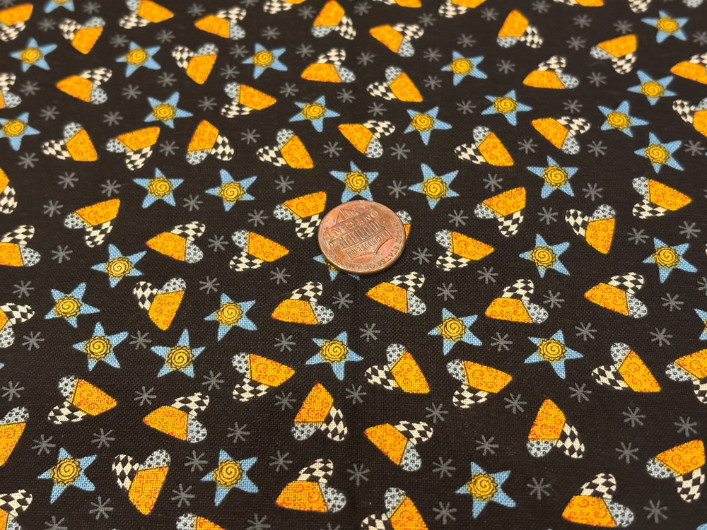 Henry Glass * Hearts & Stars * on Black * 100% Cotton * 8″ x 21″