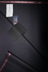 100%SUPER 150’s WOOLSUITING FABRIC MADE IN HUDDERSFIELD ENGLAND-3.4m