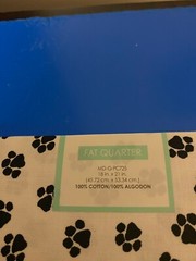 BRAND NEW CREATE IT 100% COTTON PAW PRINT PRECUT SEWING AND CRAFT FABRIC 18″X21