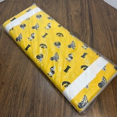 15 yds Bolt – University of Iowa Hawkeyes Basketball Sykel Cotton 43/44 Inches