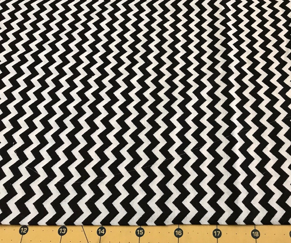 Black and White Chevron 17” X 44” 100% cotton fabric #2304