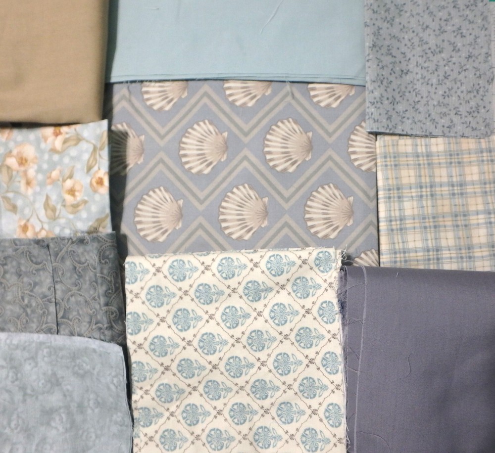5 lb 4 oz Box of Assorted Fabric Scraps – Browns, Grays, Light Blue FSBTB116
