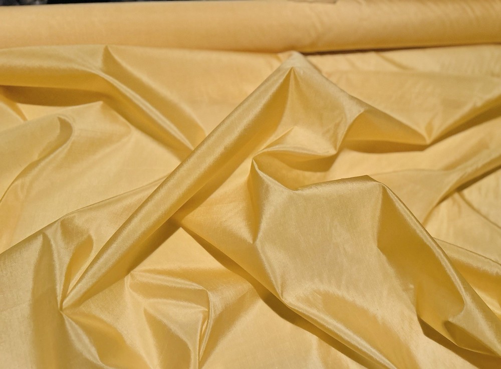 Golden Yellow Organza Dupioni, Light Weight, 100 Silk, 54″W, By Yard (TS-7101E)