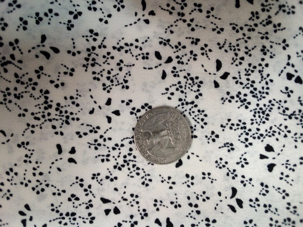 Merry Mary Fabrics White with Black Floral Vtg. Synthetic Fabric Silky 31″ x 44″