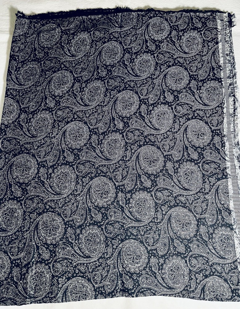 Black & Gray Paisley Print Fabric for Dresses Skirts Clothes 2.5 Yards Neutral