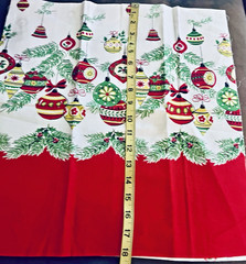 VTG `50`s Christmas Ornament Red Border Print on White 36″x17″