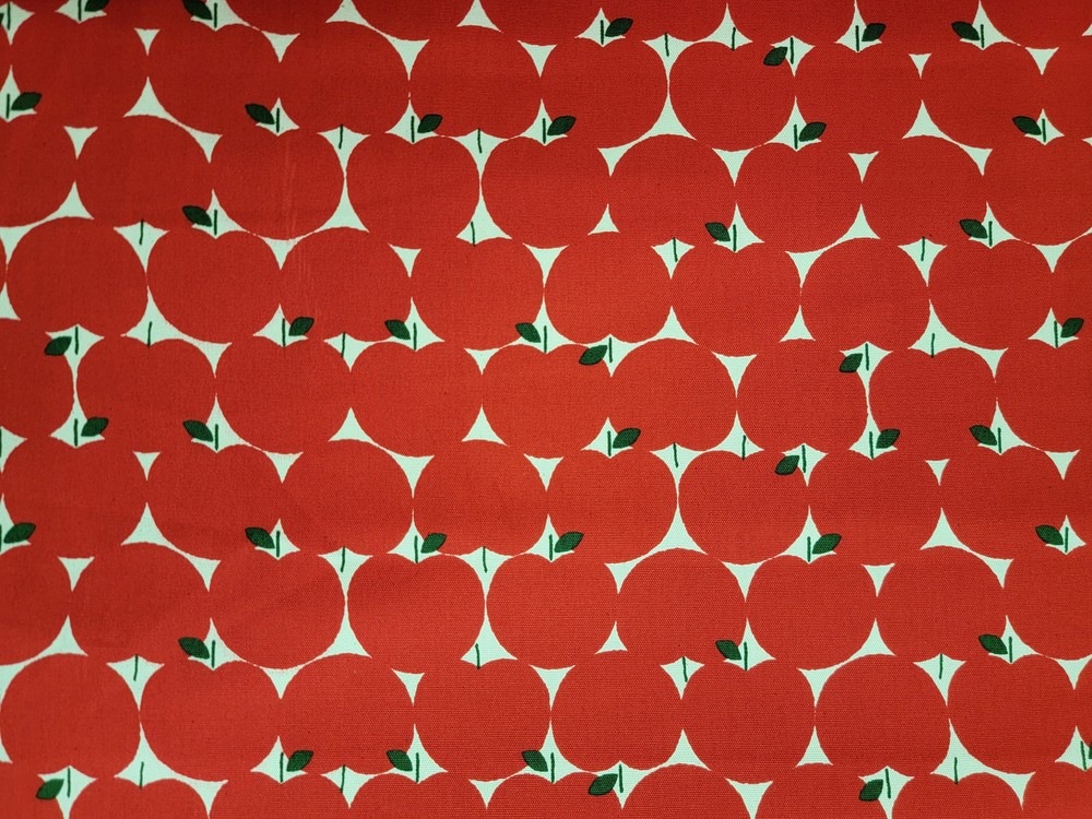 ORIMONO – Stylized Apples by Sevenberry – Red ,1/4 yard