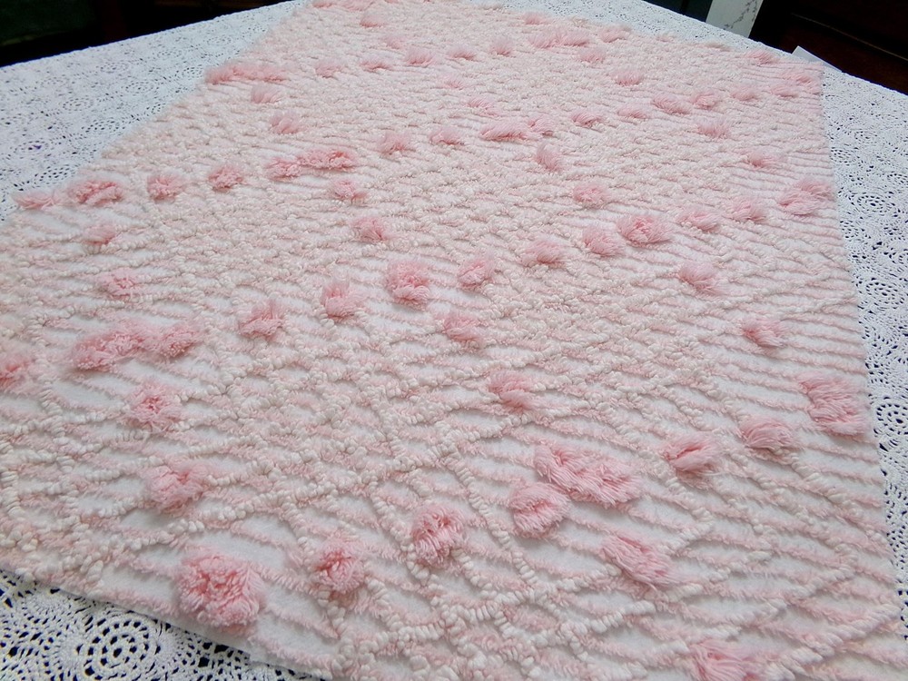 Blush Pink White Vtg Chenille Bedspread Fabric 18×24″ Geometric Diamond Puffs