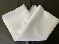 White Fusible Midweight UF363 Interfacing 36″X60″ NONWOVEN 1 yard