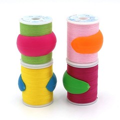 Miamay Thread Spool Savers Huggers Avoid Loose Ends 16 Pieces, multicolored