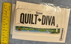 2015 Row By Row Fabric Plate Texas “Quilt Diva” Poppy Quilt N Sew Georgetown