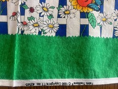 2.33Y Fabric Traditions 1996 Picket Fence Butterfly Ladybug Daisy Bee #2565 VTG