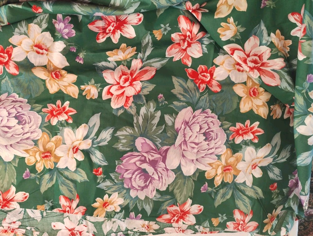 Cotton Blend Fabric Dark Green With Floral Pattern 5 1/2 Yards 40″ Wide Crantex