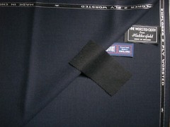 100% WOOL WITH “CREASE RESISTANCE” SUITING FABRIC “Very Dark Navy” = 3.5 m