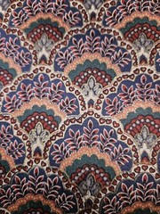 VTG Ambiance HTF Scalloped Art Deco Style Print Cotton Fabric 4.25 Yards X 55″W
