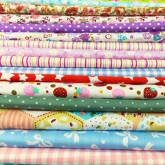 200pcs Cotton Craft Fabric Bundle, 4×4 Inches Squares