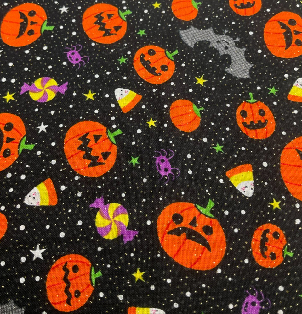 JOANN – CANDY & PUMPKIN ON BLACK METALLIC – 1 5/8 YARD