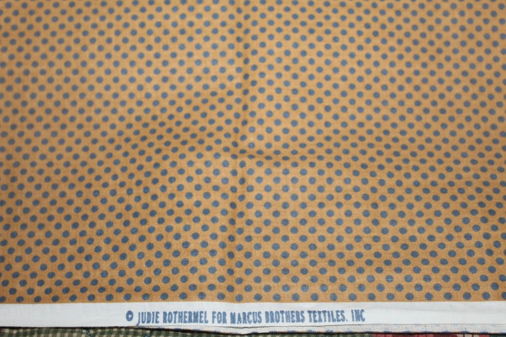 1 Yard- Periwinkle & Buttercups – Judie Rothermel – Marcus Bros 100% cotton