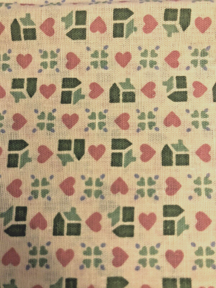 VTG `90`s Tiny Houses & Hearts Cottagecore Country Print Remnant 19″ X 26″