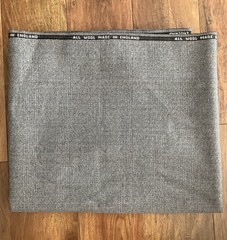 All Wool Classic Grey Prince of Wales Glen Plaid Fabric 3-2/3 Yds (132″ x 60″)