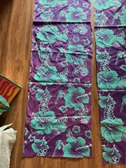 Lot Of 4 Polycotton Hawaiian Hibiscus Seashell Fabric, 16”x72”, 22”x19”, 24”x24”