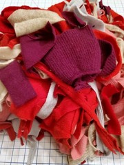 1 lb 5 oz 100% 2-ply Cashmere Scraps for crafts unfelted