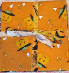 Fat Quarters FQ cotton bundle of 6 lot HALLOWEEN NOVELTY PRINTS 18X22″ pressed B