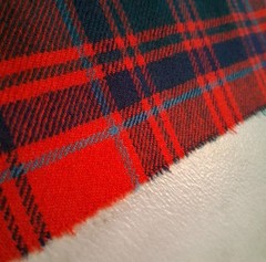VTG 100% Wool Fabric Red Green Tartan Plaid 54″ x 102″ (2.8 yards) Sew Craft
