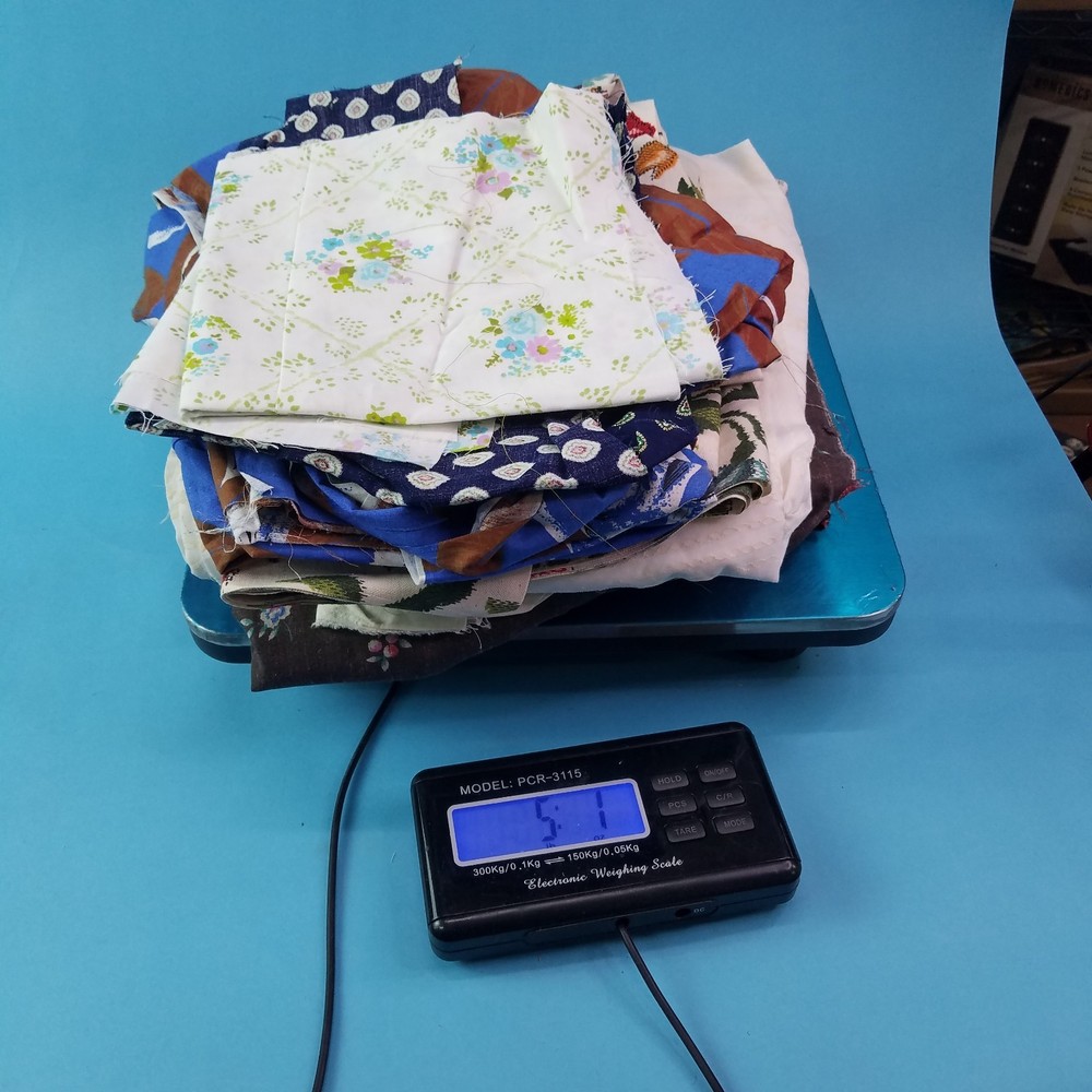 Fabric Remnant Lot Repro TRUE Vintage Scrap Grab Bag All Types Quilt Craft 5 Lb
