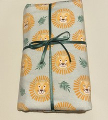 Lt Green-Lion & Ferns Super Snuggle Flannel Fabric Approx. 54”(1.5 Yds)W X 42” L